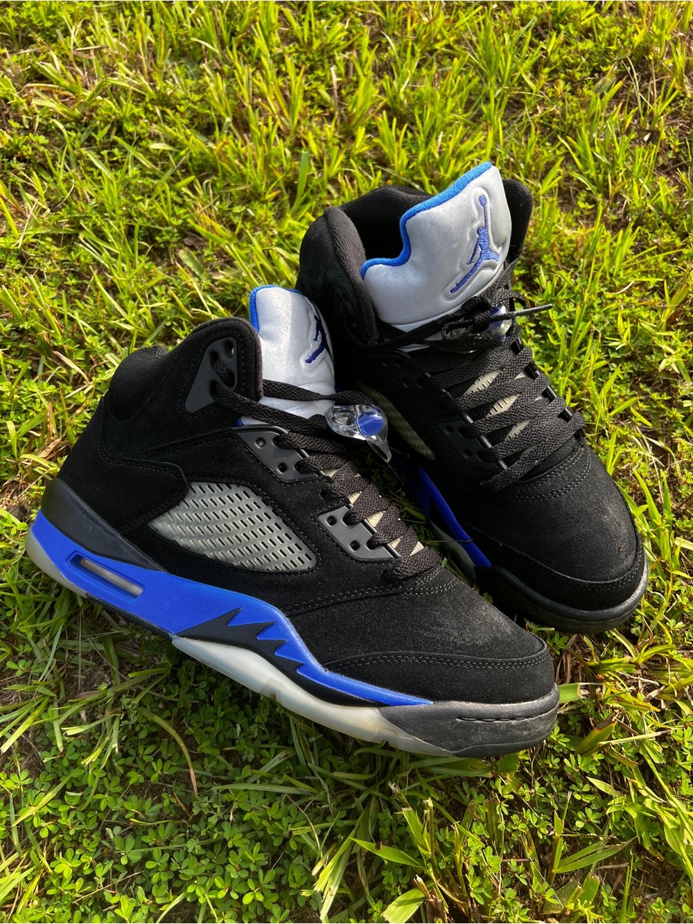 CLEAN Air Jordan 5 size 11 Womens Racer Blue V shoes